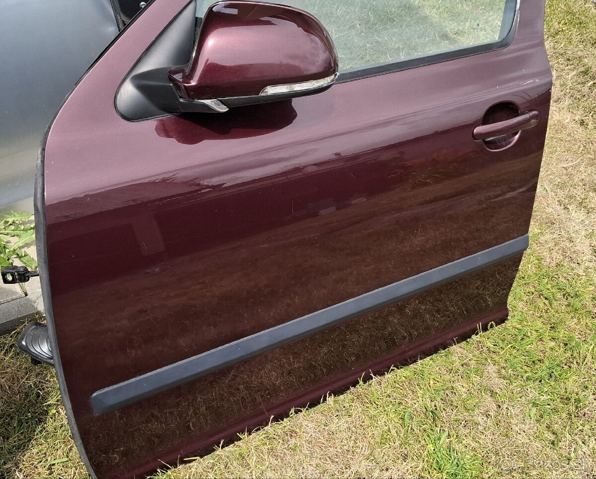 Predné ľavé dvere Škoda Octavia 2 9893 - 3