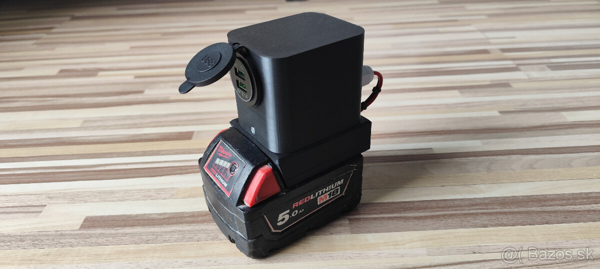 USB nabíjací adapter na batériu Milwaukee M18 - 3