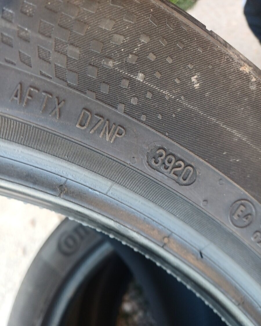 315/40 r21 letné pneumatiky ,Continental - 3