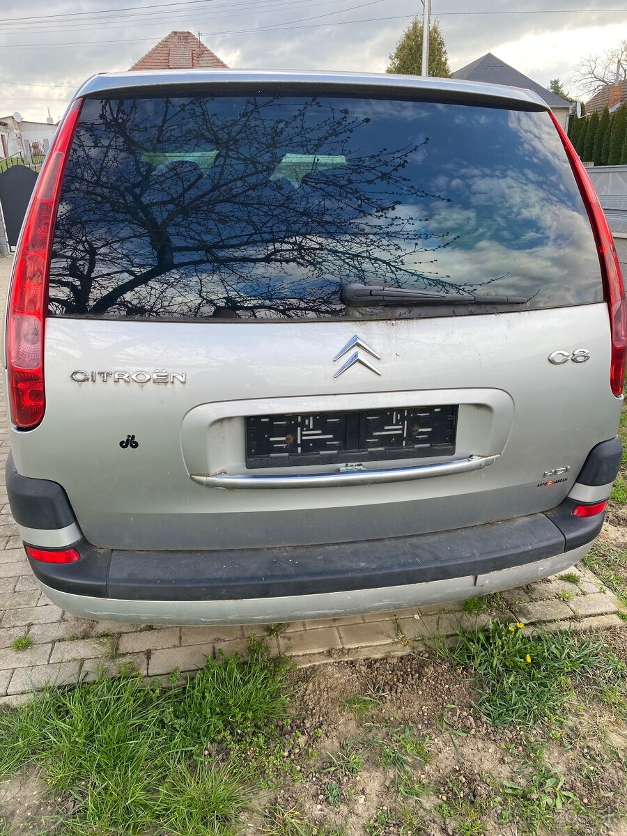 Rozpredam C8 - 3