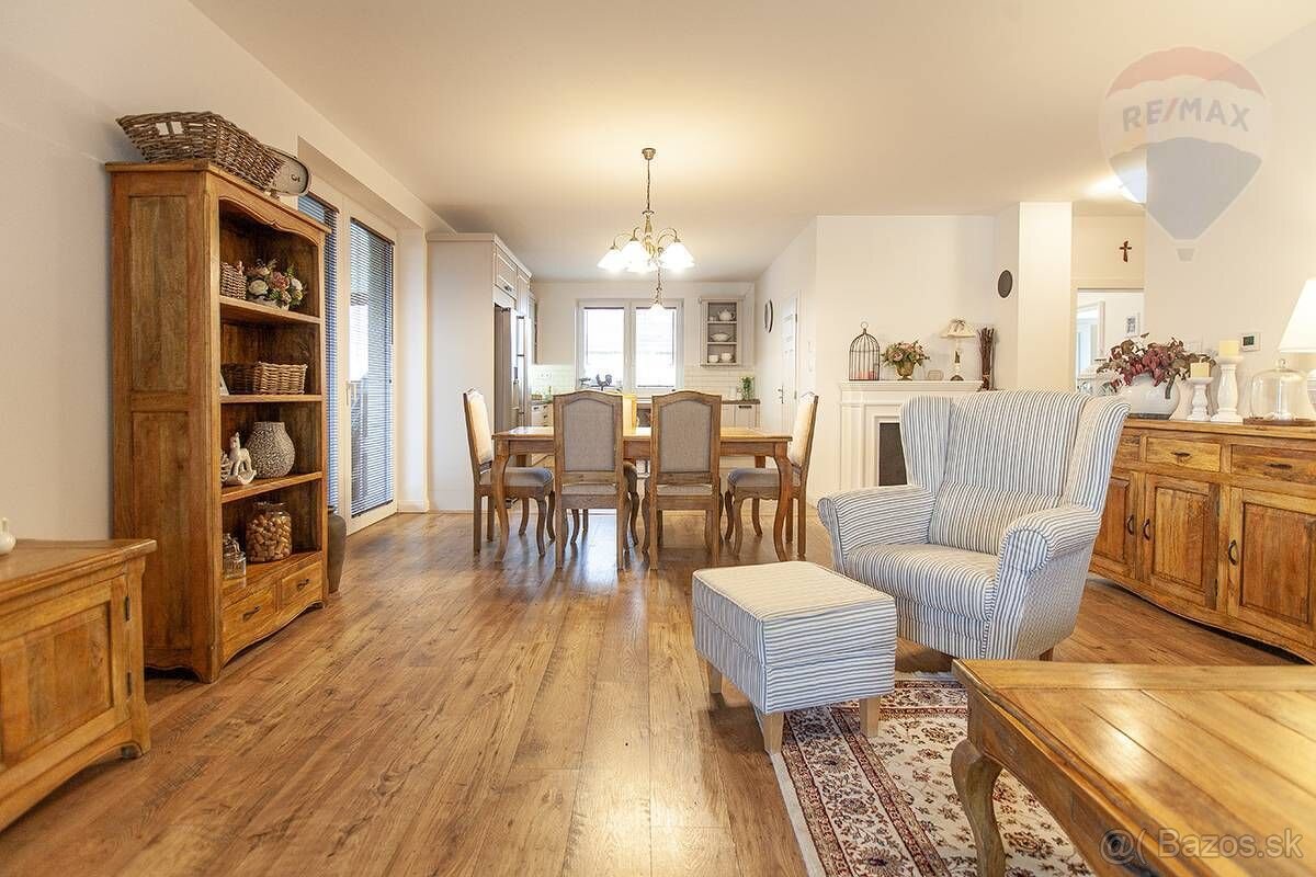 Na predaj 5-izbový rodinný dom v Sološnici - 3