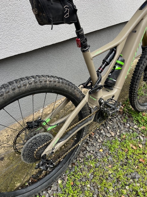 Specialized elektrobicykel celoodpružený - 3