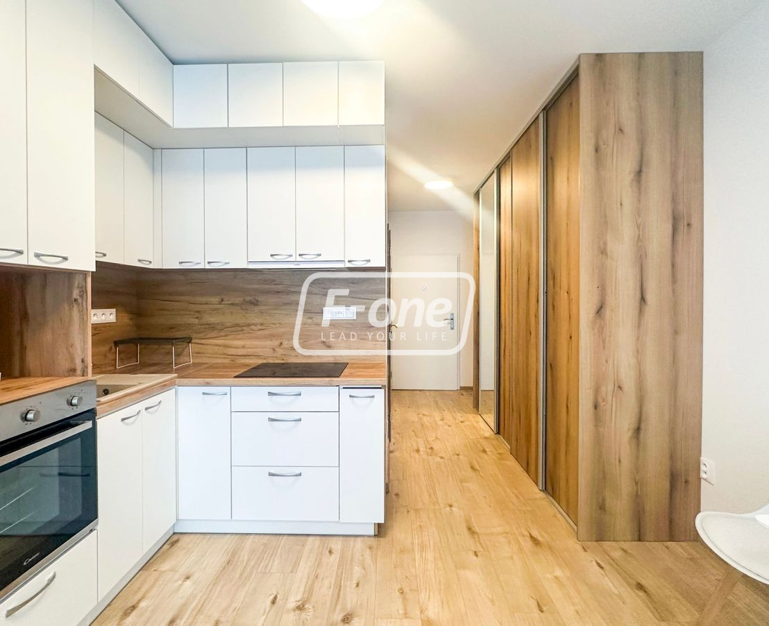 Prenájom | Moderná garsónka so zariadením a balkónom, KNM - 3