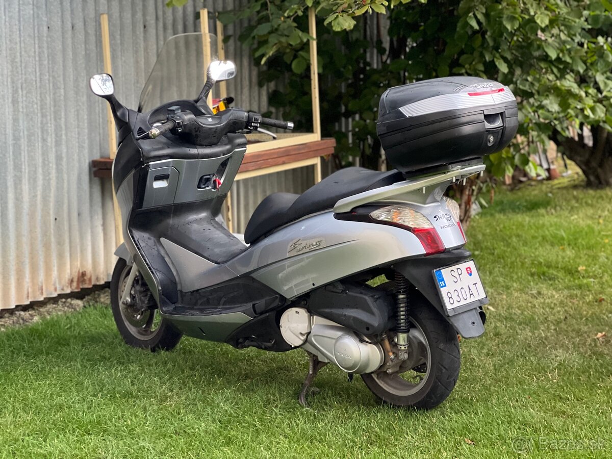 Honda S-wing 125 - 3