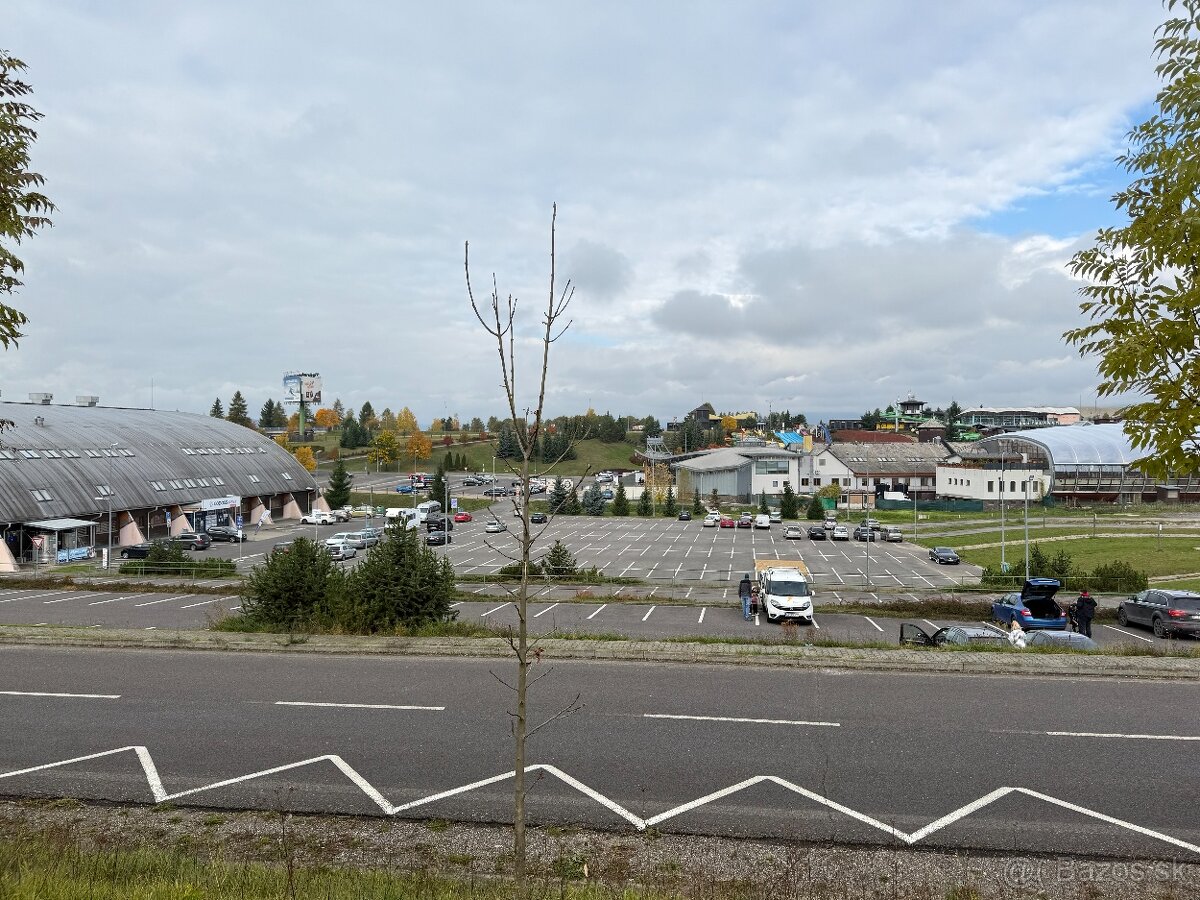 Investičný pozemok pri aquaparku Tatralandia – NA PREDAJ - 3