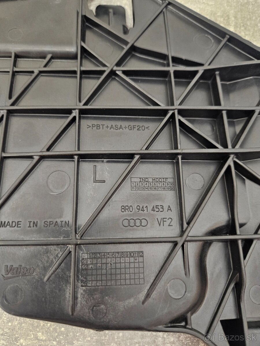 Držiak svetla Audi Q5 - 3