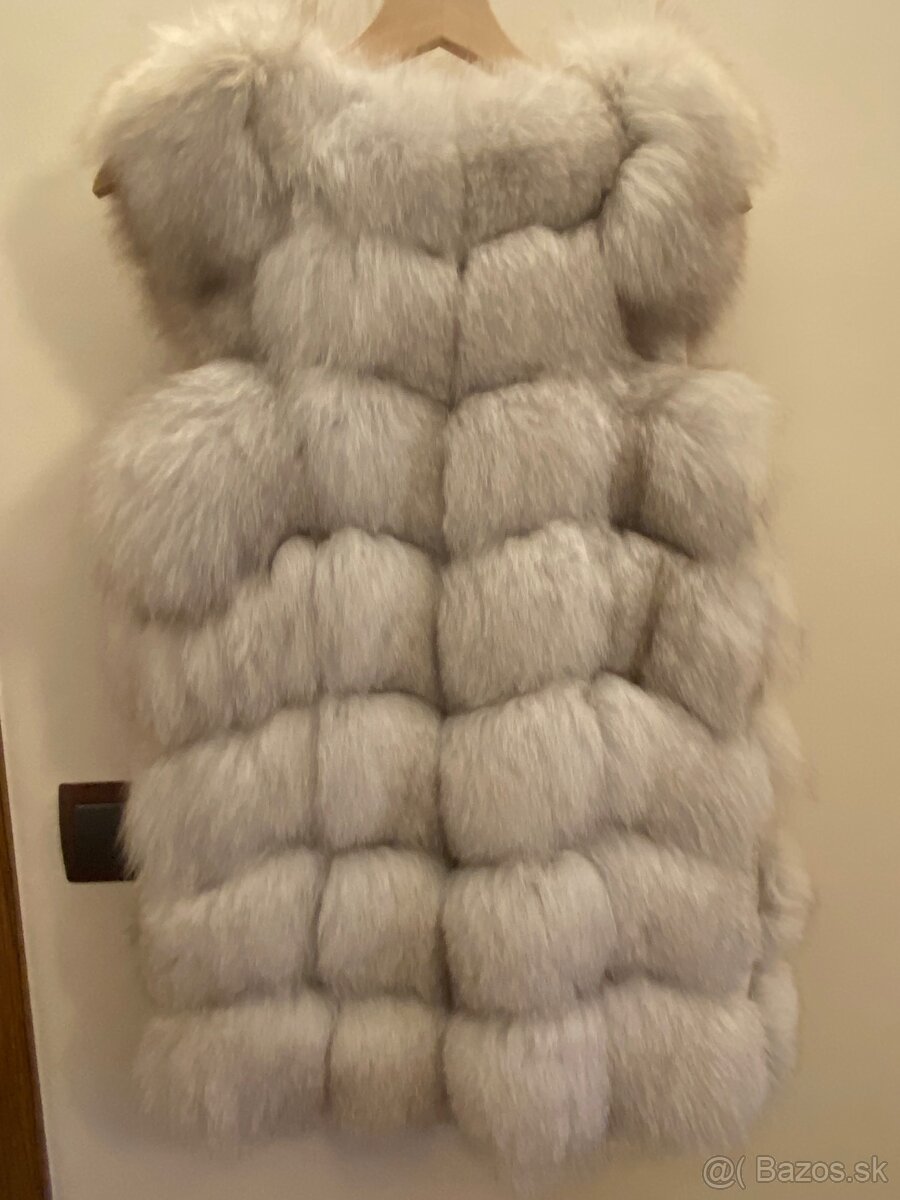 Krásna dámska vesta - 3