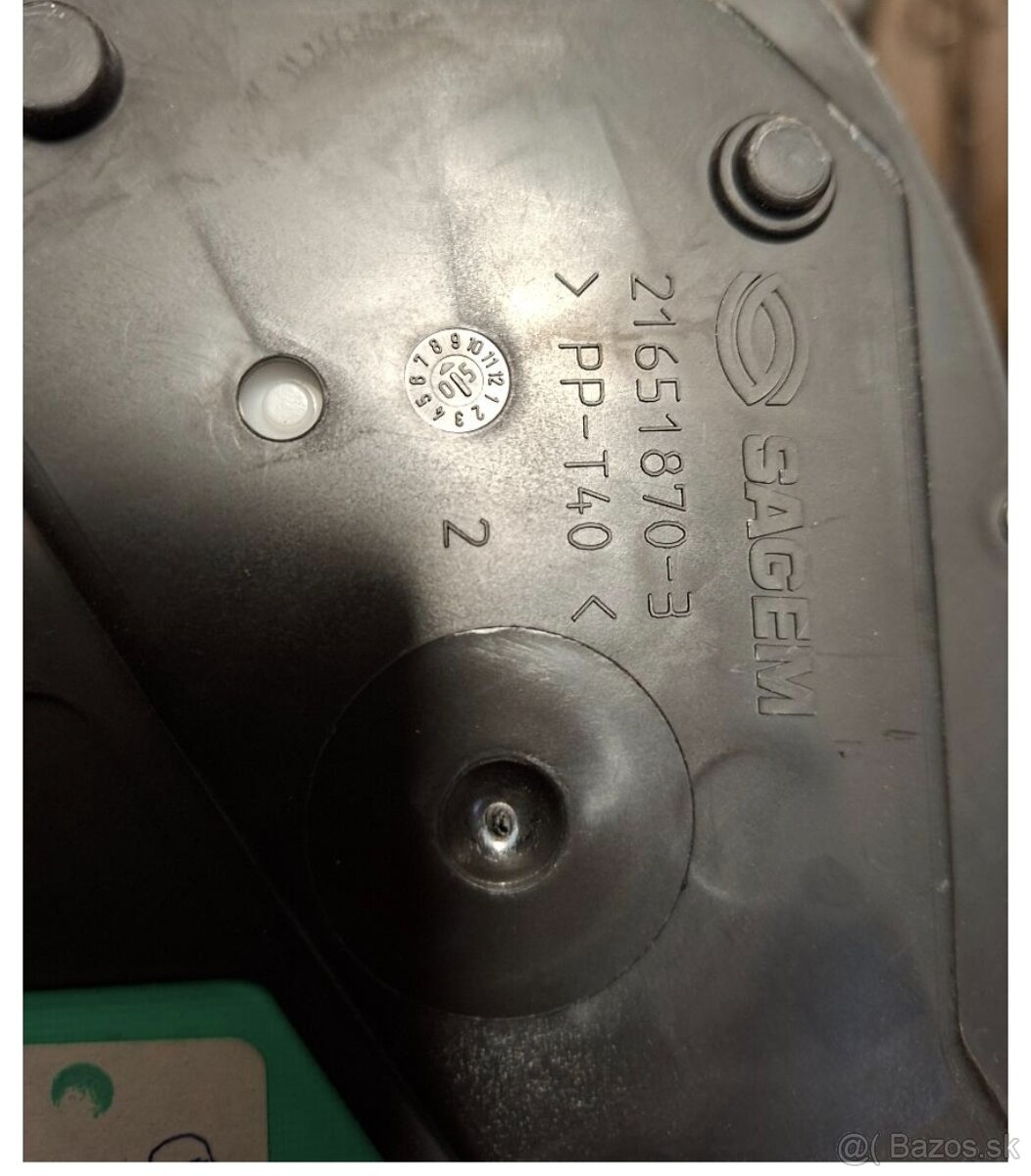 Prístrojový panel ( budíky ) Peugeot 307 - 3