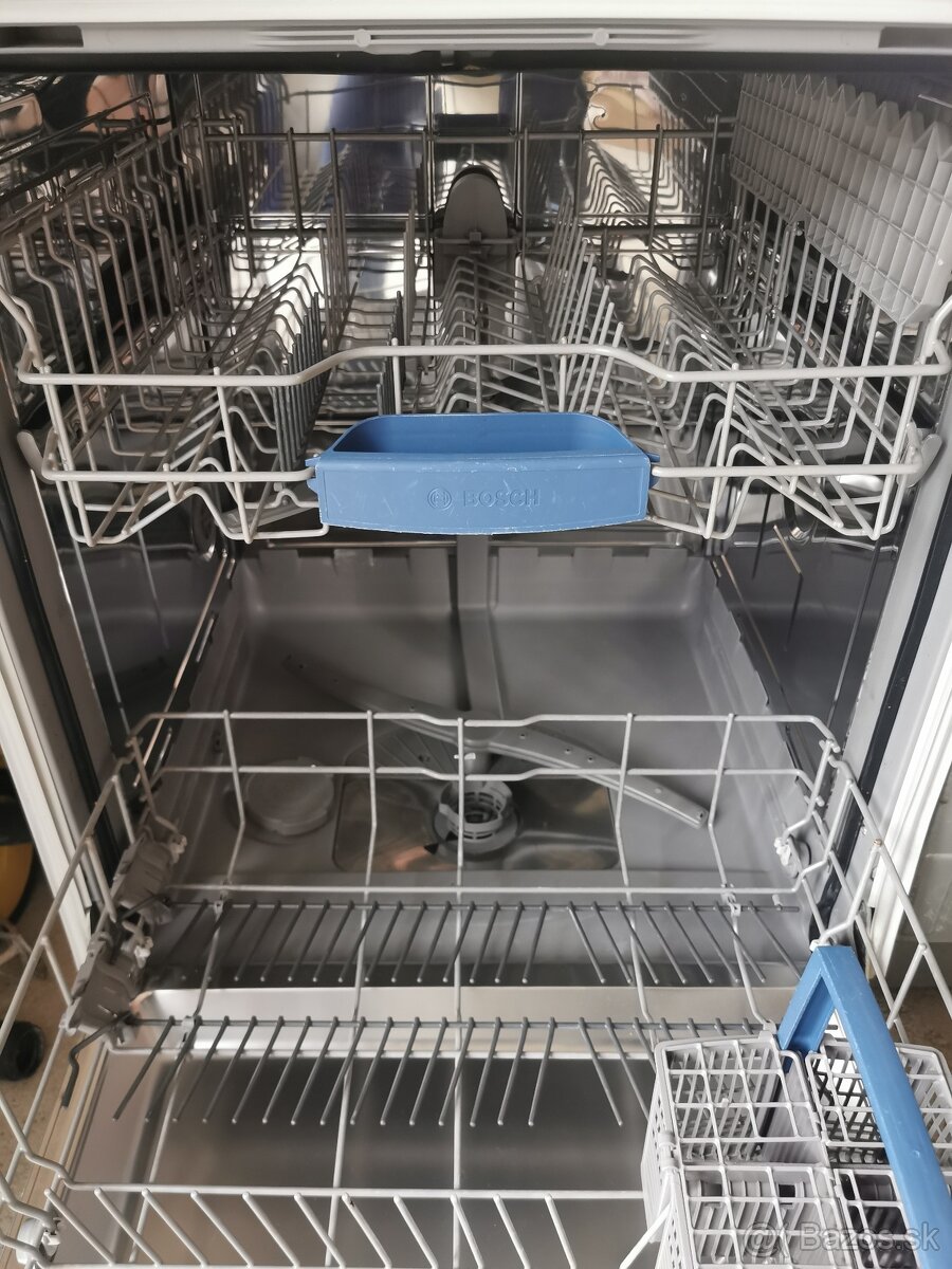 umývačku riadu 60 cm značky BOSCH - 3