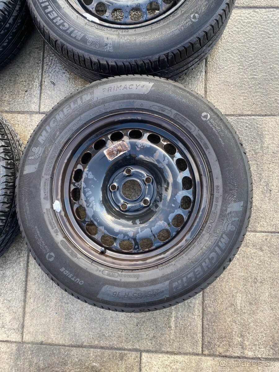 Plecháče s pne 215/65r16 - 3