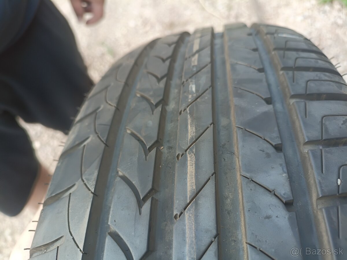 185/65R15 - 3