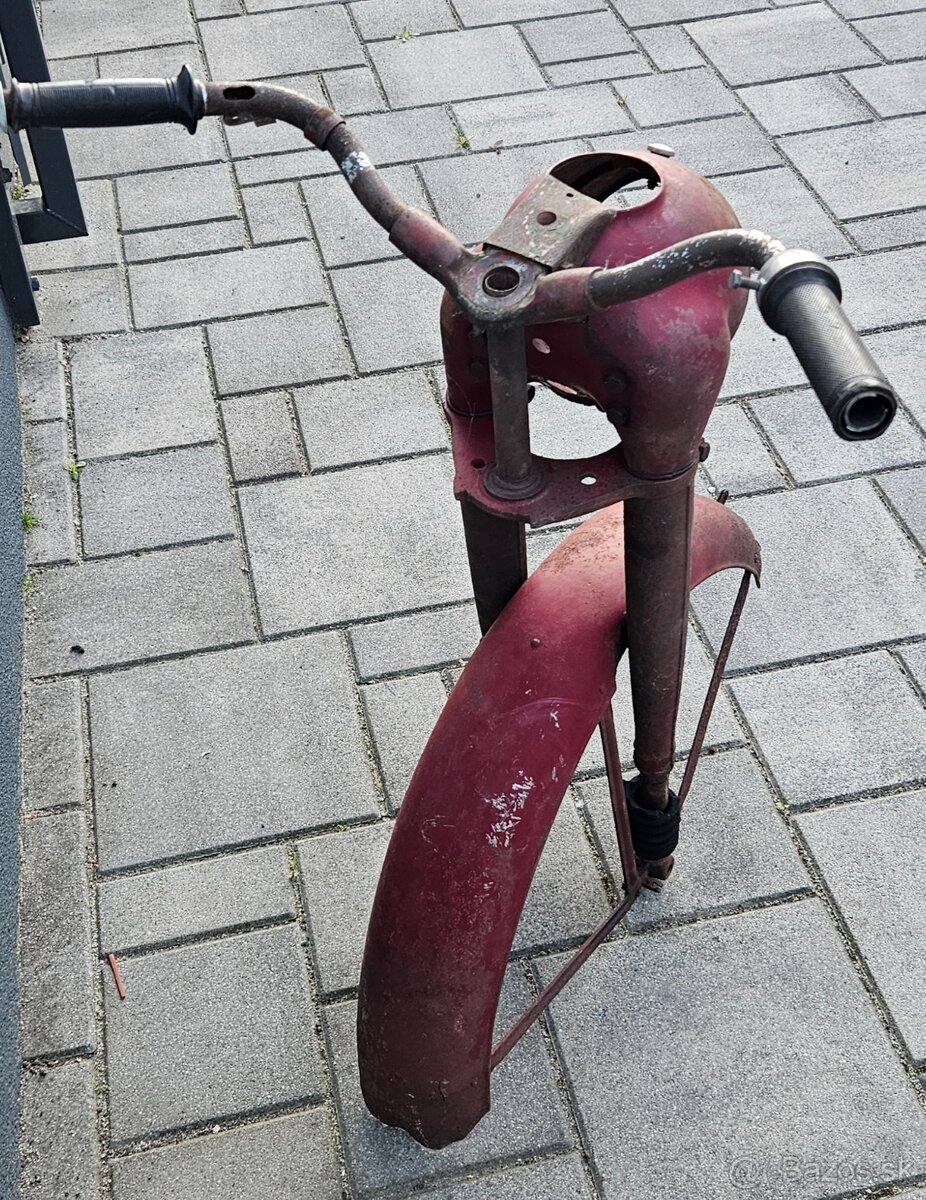 Predná časť Jawa Perak - 3