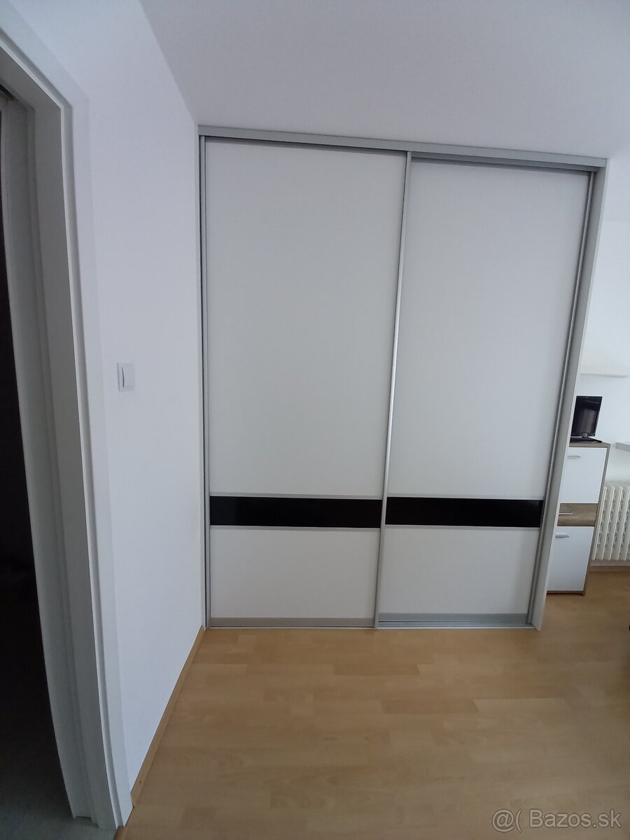 Dlhodobý prenájom 3 izbového bytu - 3