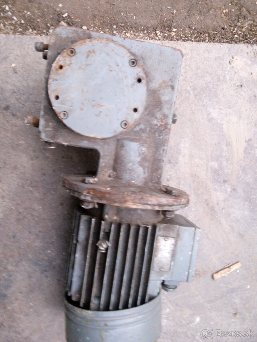 motor s prevodoukou - 3