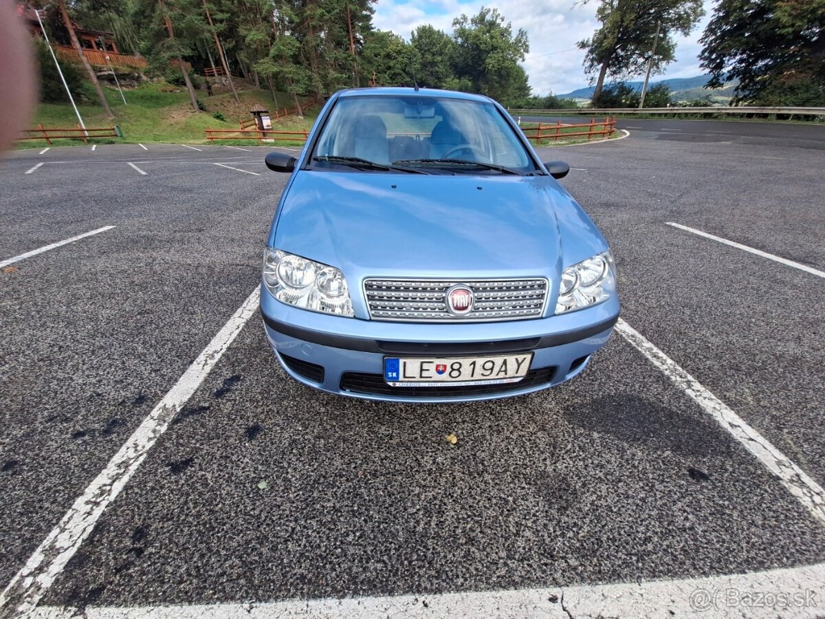Fiat Punto v paradnom stave - 3