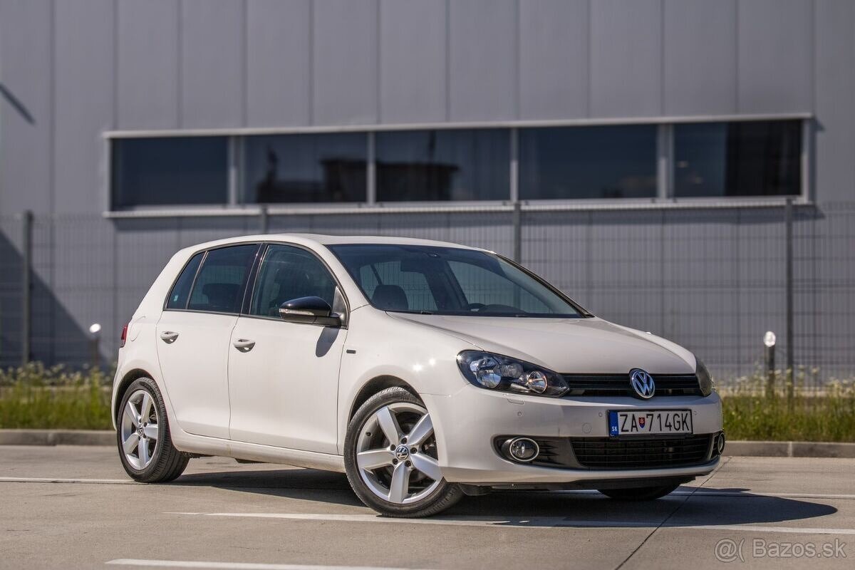 Volkswagen Golf Trendline 77kW MT/5 - 3