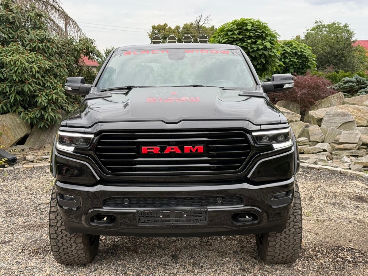 DODGE RAM 1500 5,7 HEMI BLACK WIDOW odpočet DPH