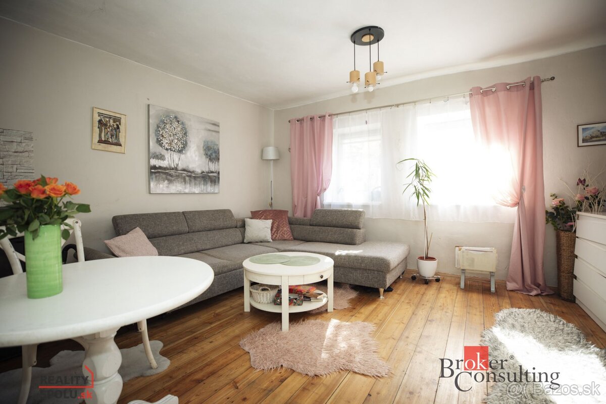 Na predaj rodinný dom v obci Tajov, len 7km od Banskej Bystr - 3