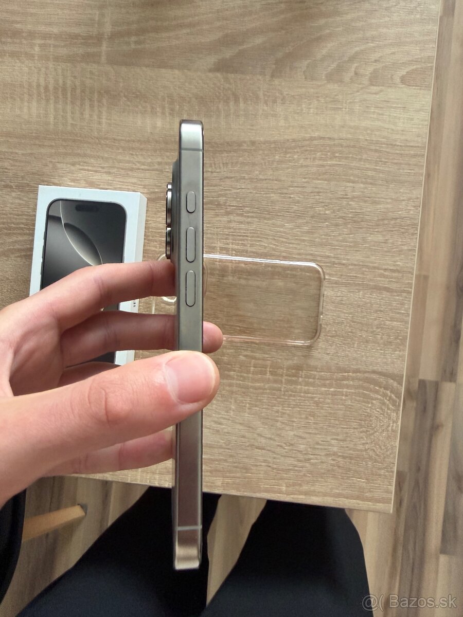 iPhone 16 Pro 128GB prírodný titán - 3