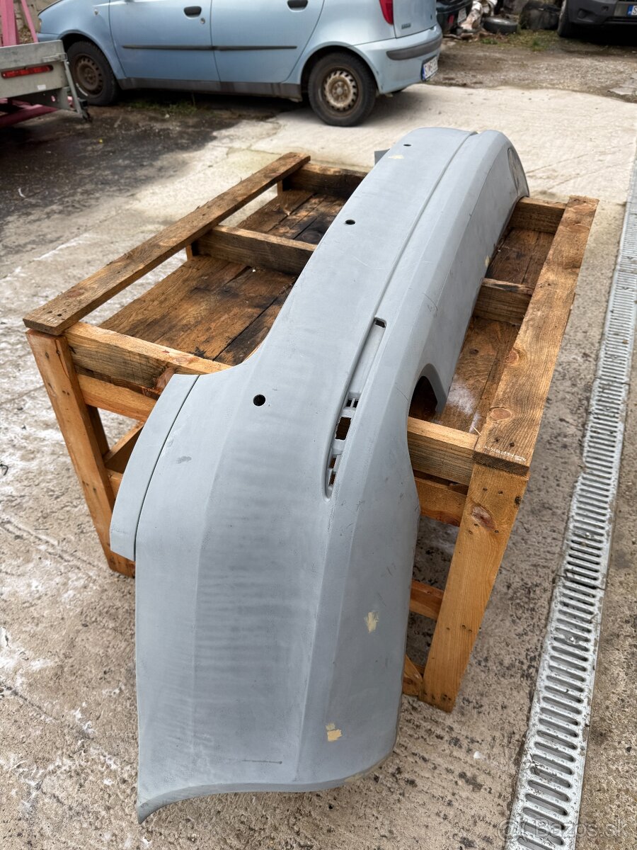 Octavia 2 facelift - zadný nárazník - 3