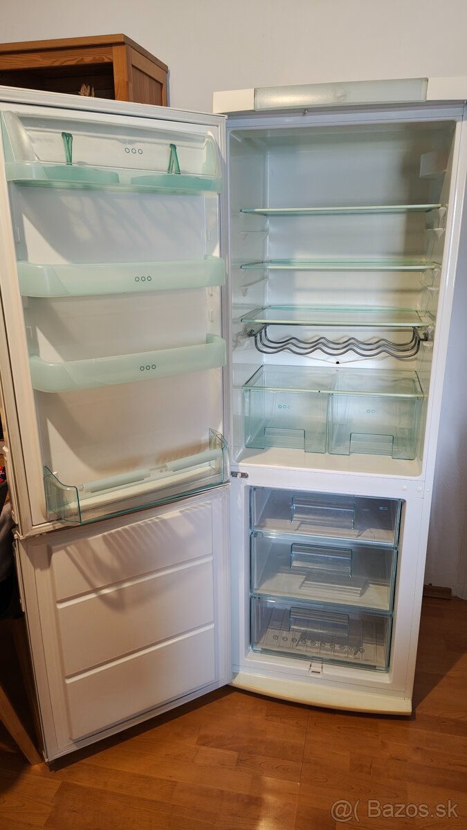 Chladnička s mrazničkou - 3
