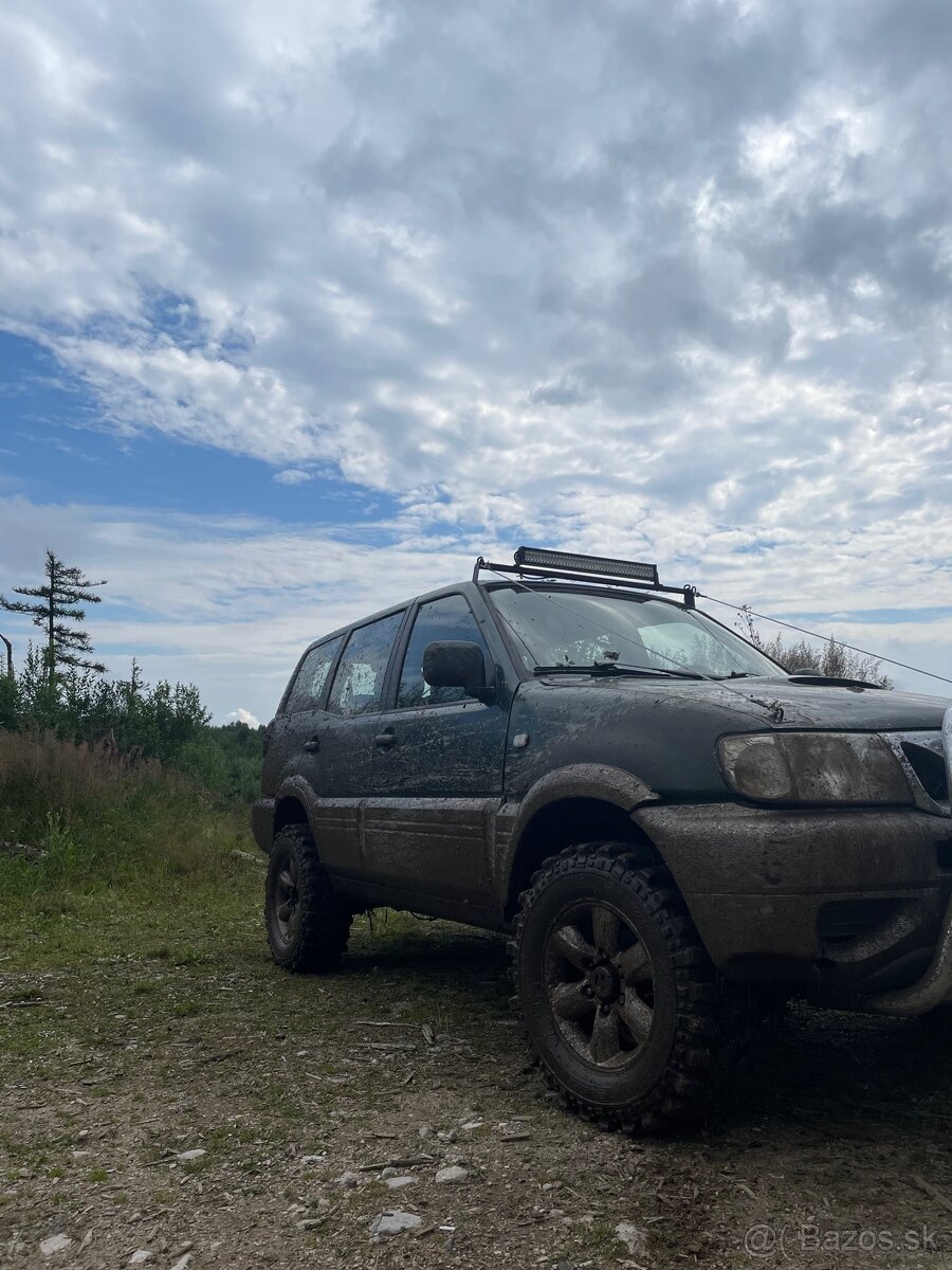 Nissan Terrano 2 2.7tdi