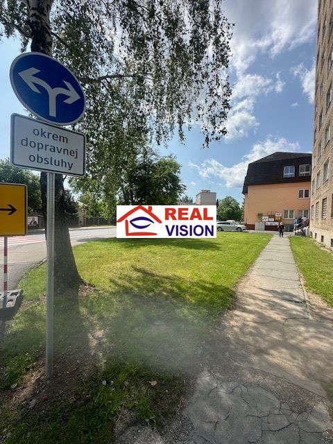 Výnimočná ponuka Predaj dvojgaráž Okružná ul Poprad, pri Cor - 3