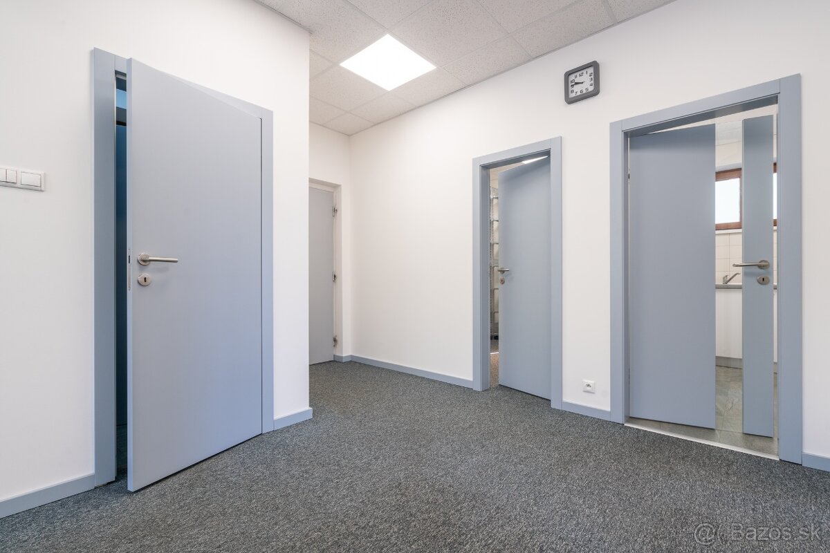 Prenájom kancelárskych priestorov v centre TN - 3