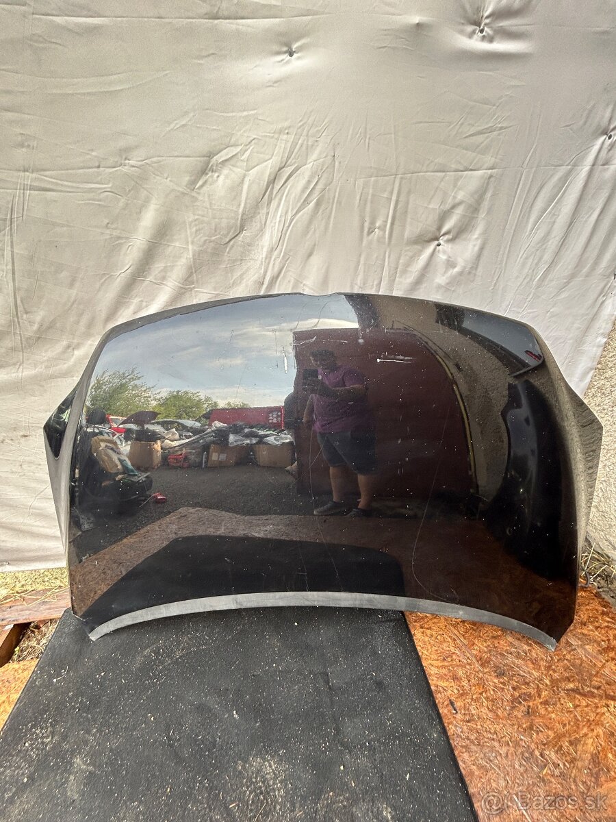 Predna kapota golf 5plus - 3