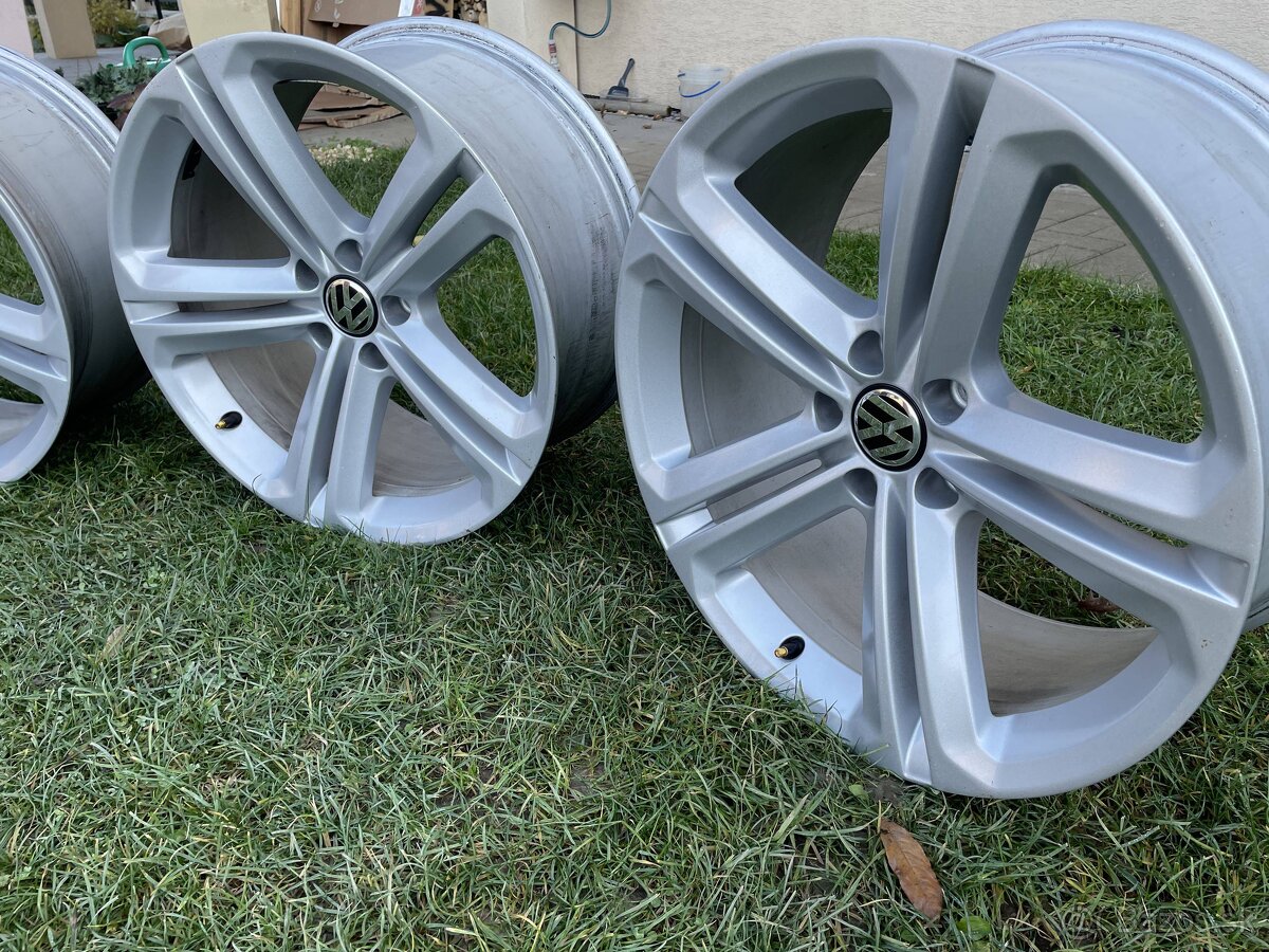 MALLORY orig.VW TIGUAN R-LINE 5x112 9j x19 ET 33 - 3
