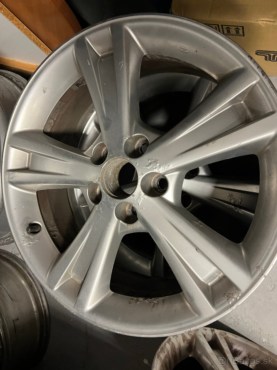 Predám 4ks disky 18" 5x114.3 Lexus/Toyota - 3