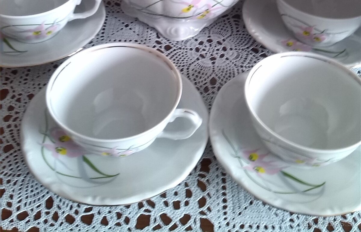 Porcelánové šálky 6+6+4+4 - 3