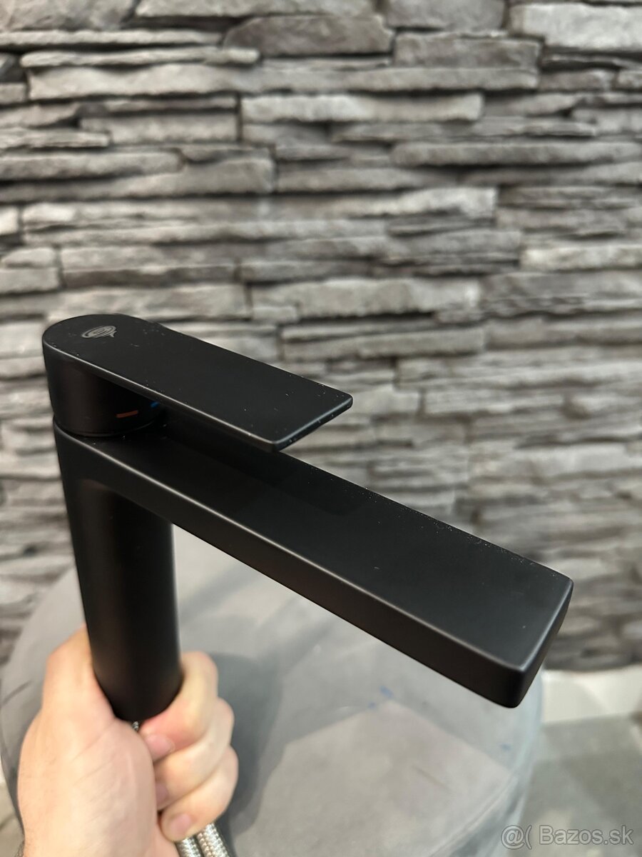 Umývadlova batéria čierna - 3