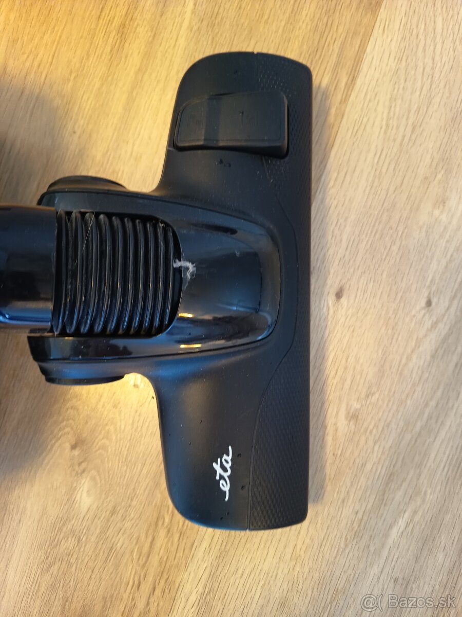 Vysávač ETA salvet - 3