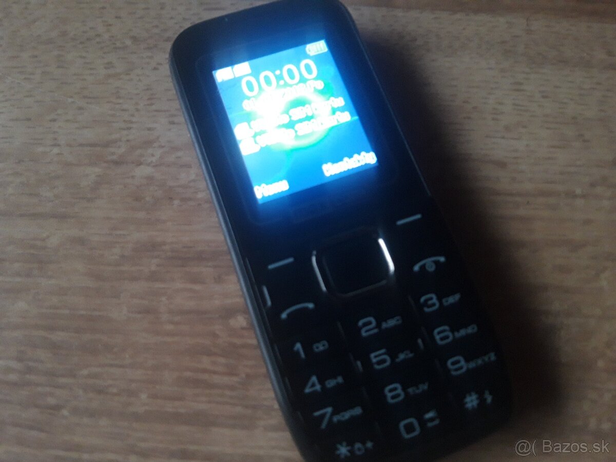 Jednoduchý tlacitkovy telefon - 3