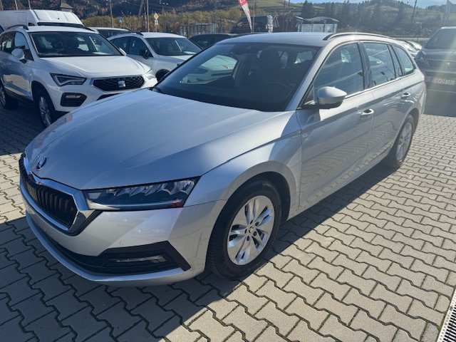 Škoda Octavia Combi 2.0 TDI SCR Style 4x4 DSG - 3
