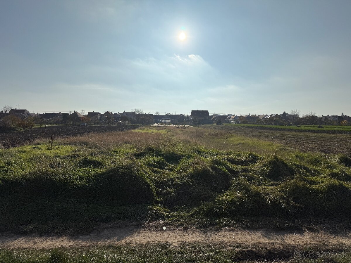 Predám dva pozemky v Košolnej - 3