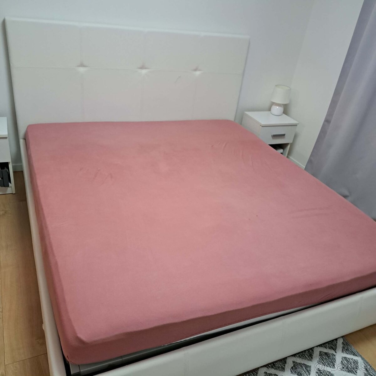 Manželská posteľ - 3