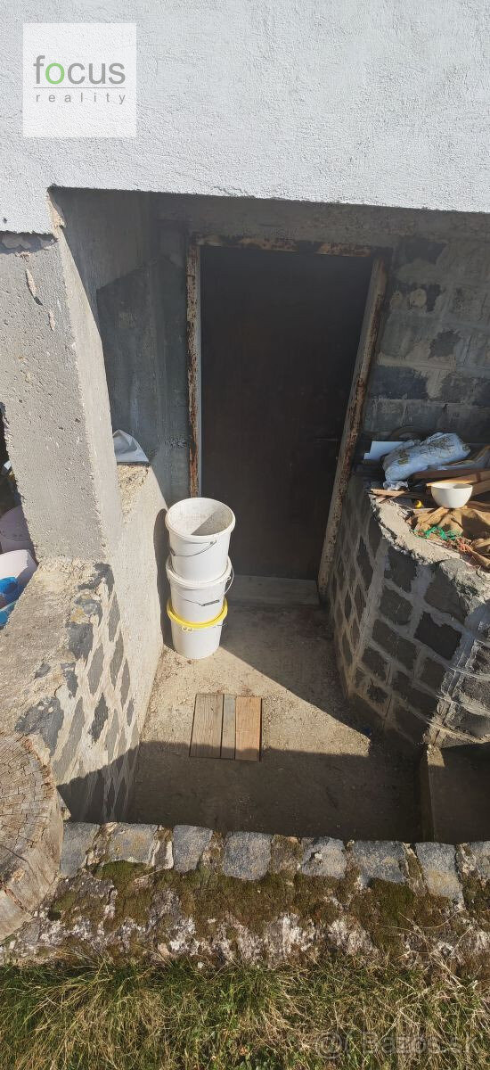 Predám záhradu s murovanou chatou - 3