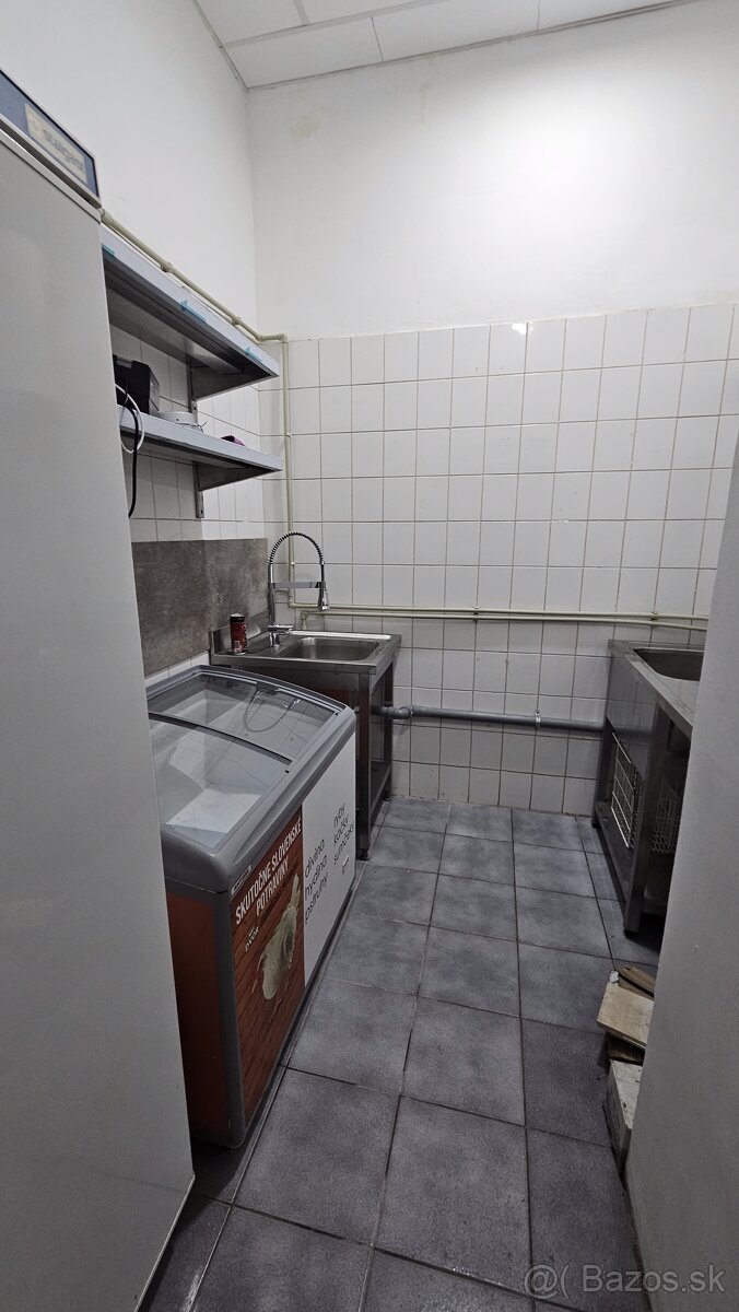 reštaurácia v centre mesta - 3