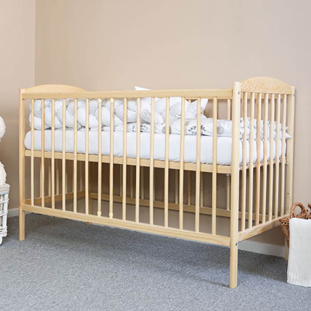 Postieľka biela / prírodná - vyrezávaný macko viac farieb - 3