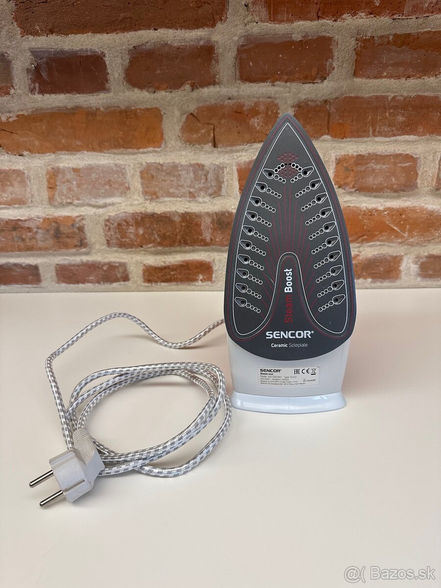 Žehlička na oblečenie Sencor - 3