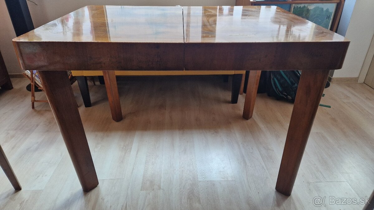 drevený jedálenský stôl - 3