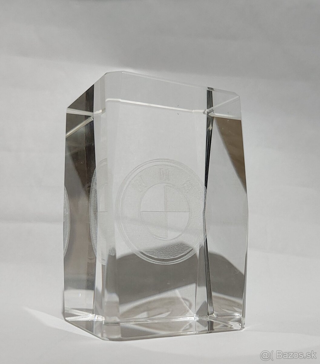 Predám sklenenú kocku pre fanúšikov BMW - 3