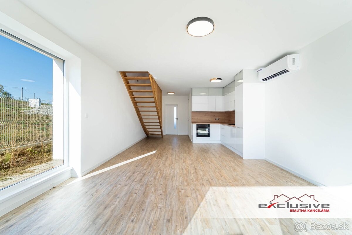 4 - IZBOVÝ RODINNÝ DOM - TRNKOV, 110 M2, TERASA, POZEMOK 335 - 3