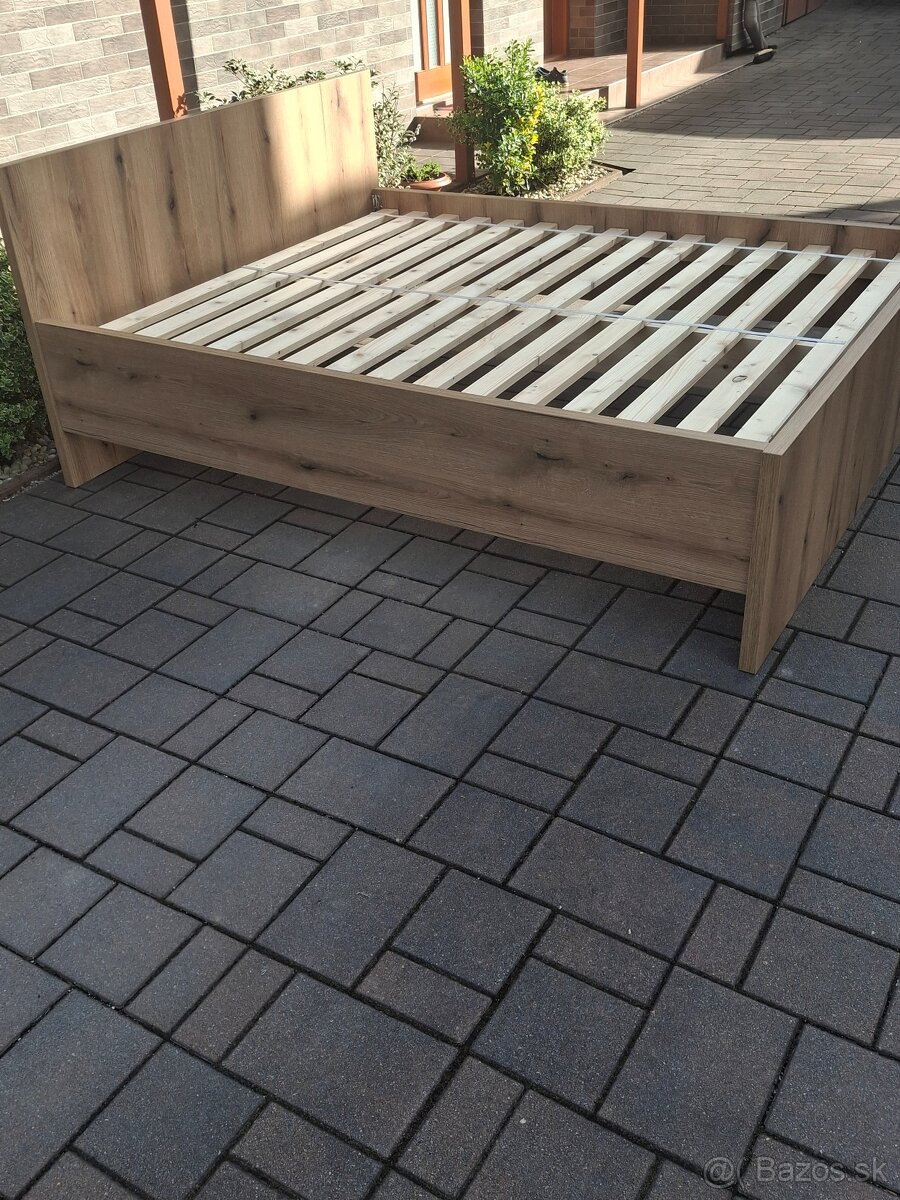 Manželská postel - 3