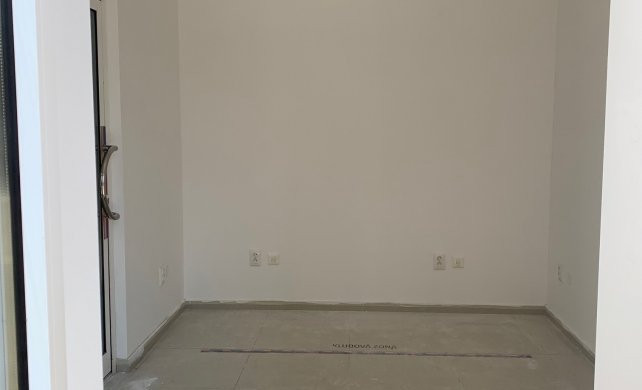 Atraktívne obchodné priestory - 72 m2 - pri Auparku - 3