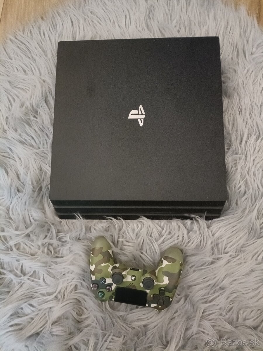 PS4 pro 1TB+ kable - 3