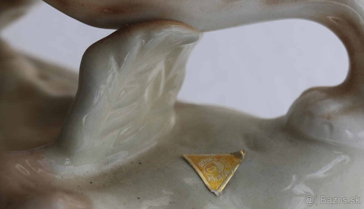 Lovecký pes - Royal Dux - 3