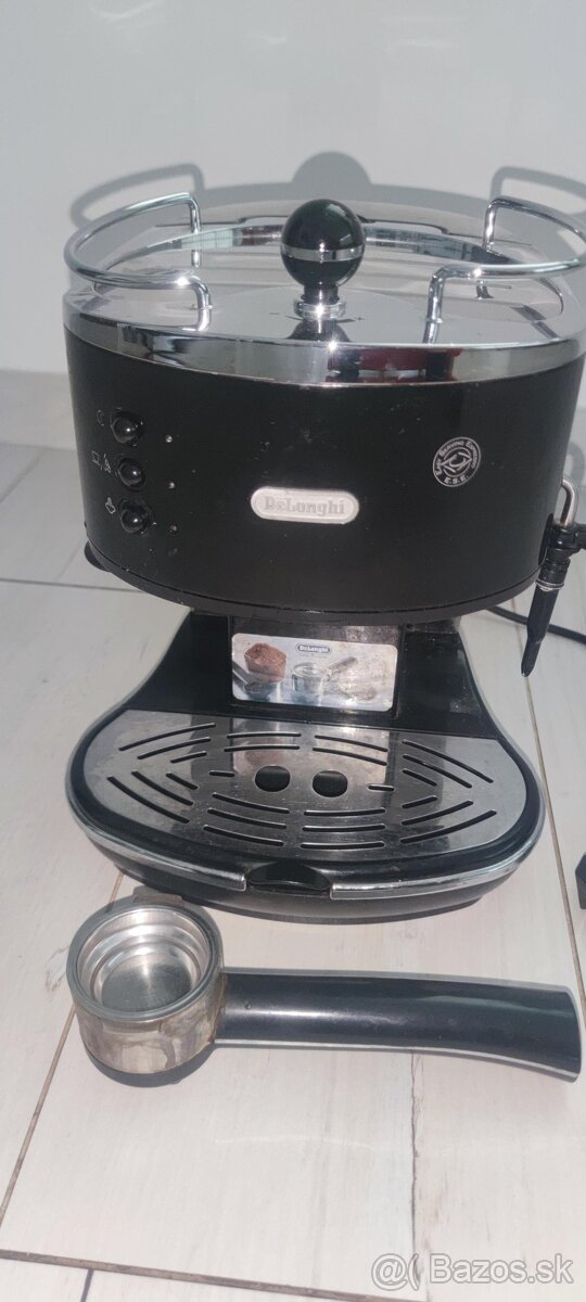 Predam pakovy kavovar Delonghi ECO311 bk - 3